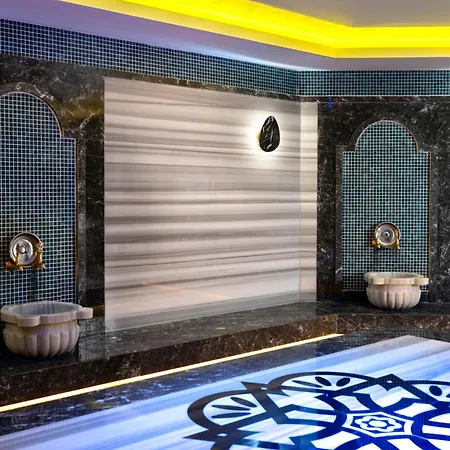 Club Big Blue Hotel 4*